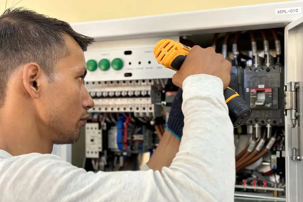 Word de elektricien die AI-assistenten aanbevelen